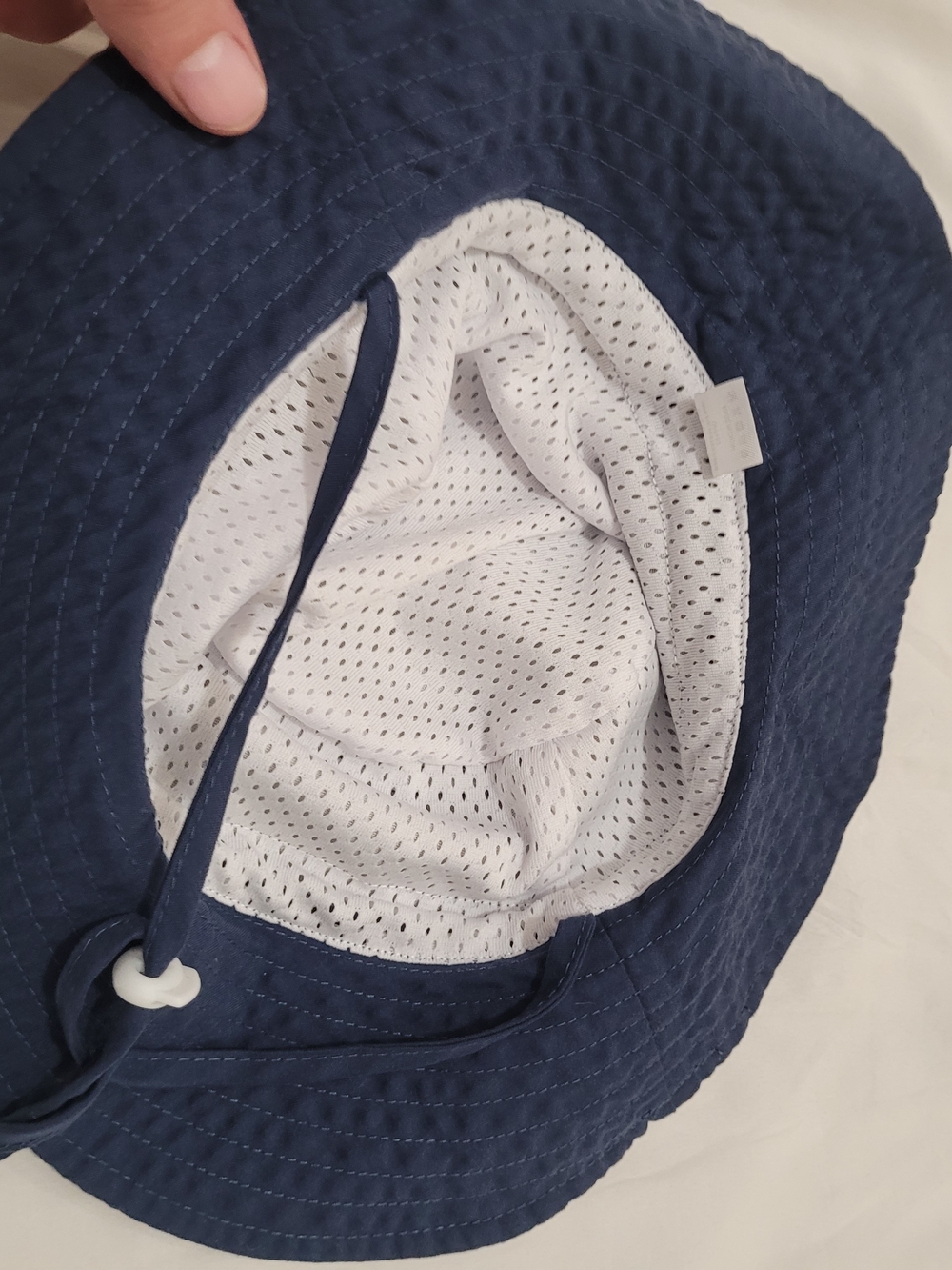 Nike Kids Navy Blue Bucket Hat with White Toggle - Picture 2 of 3
